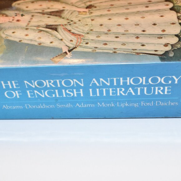 The Norton Anthology of English Literature-4th edition- Volume 1 & 2 - Picture 2 of 7